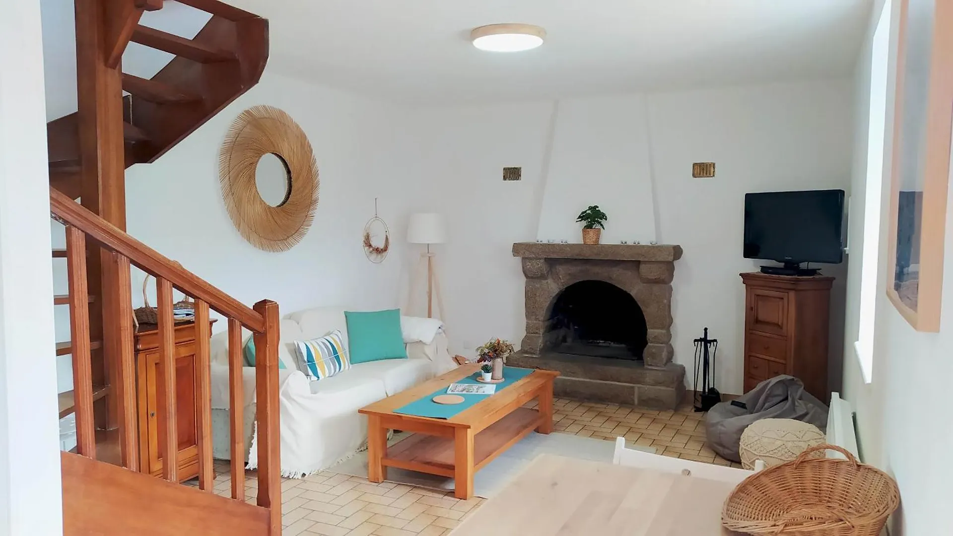 Holiday home Au Coin Du Chataignier Saint-Georges-de-Reintembault